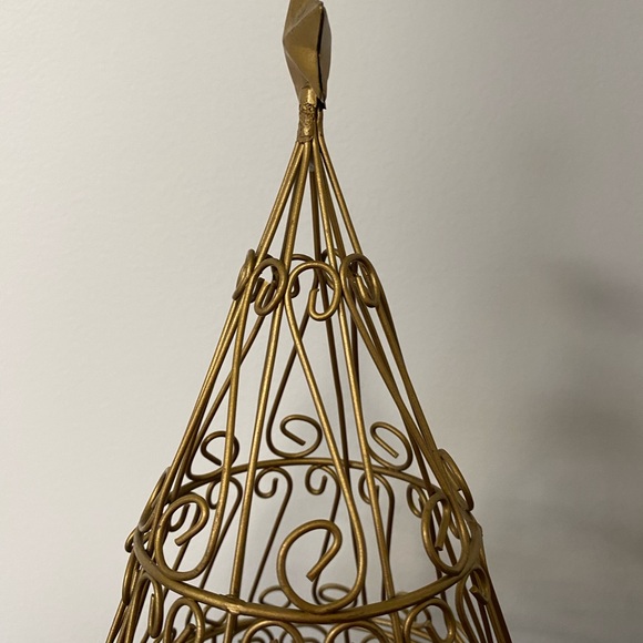 Vintage (2) Golden Wired Christmas Tree Accents with Clasp to Open Decor OS - Picture 3 of 8